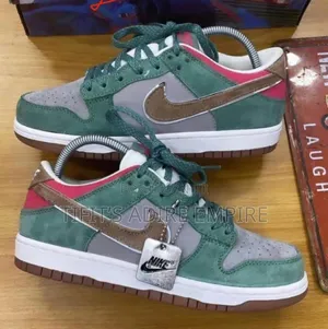 Photo - Nike Sneaker