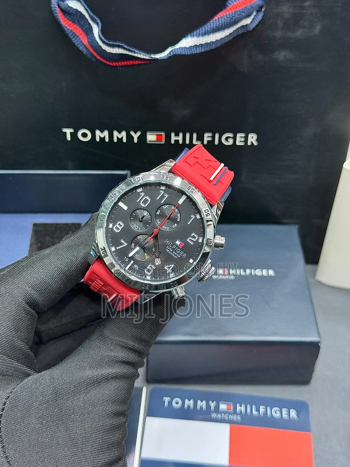 Th Inspired Rubber* _Chronograph_