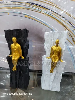 Figurines Decor