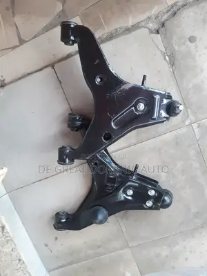 Lower Arm for Mitsubishi L200 New Model