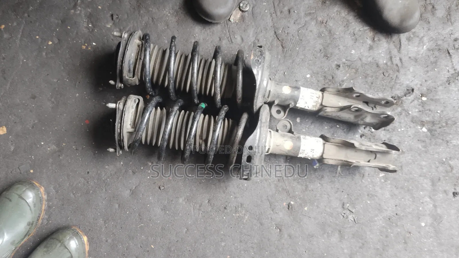 Complete Front Shock For Acura Rdx