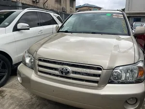 Toyota Highlander V6 2007 Gold