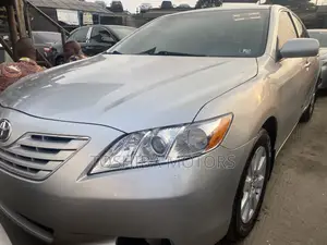 Toyota Camry 2.4 XLE 2008 Silver