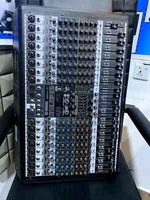 Yamaha Selection 16 Analog Mixer