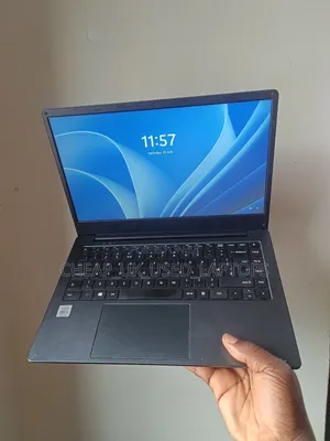 Photo - Laptop Toshiba Satellite Pro C650 8GB Intel Core I5 SSD 256GB