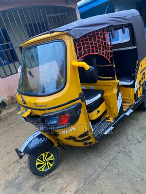 TVS King Deluxe Plus iTouch Start 2022 Yellow