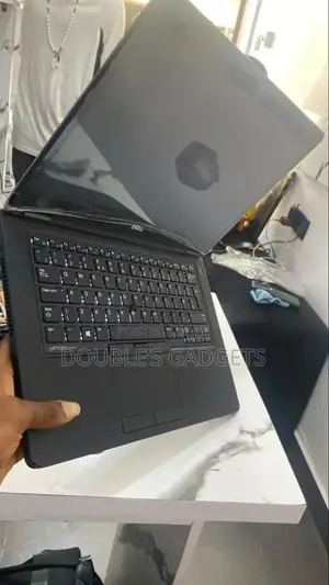 Laptop Dell Latitude 5450 8GB Intel Core I5 SSD 128GB