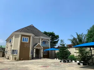 6bdrm Duplex in Ifako-Ijaiye for sale