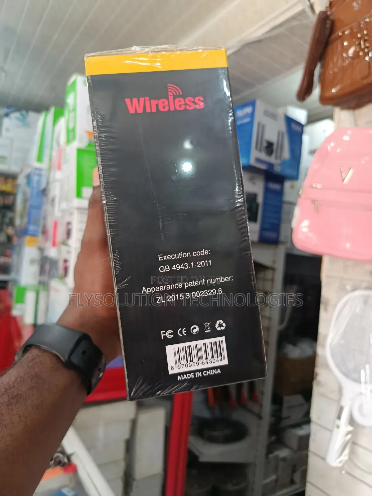 V8-1 Wireless and Gaming Headset