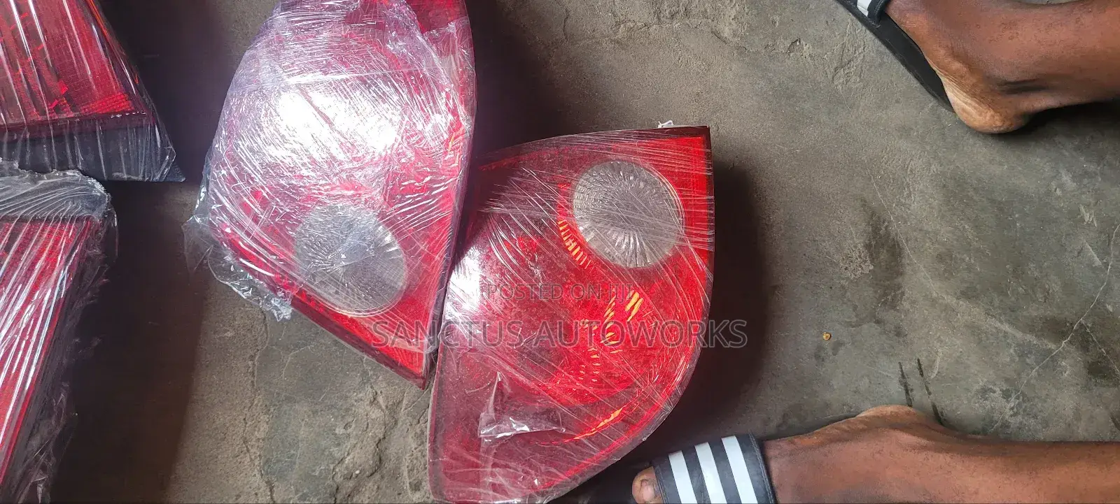 Rear Light Corolla 2005 Set
