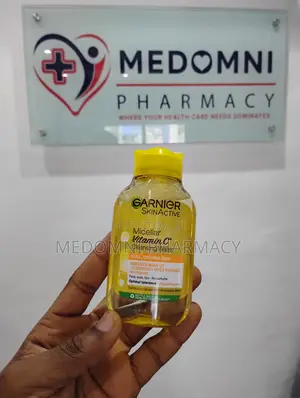 Photo - Garnier Micellar Vitamin C Cleansing Water 100ml