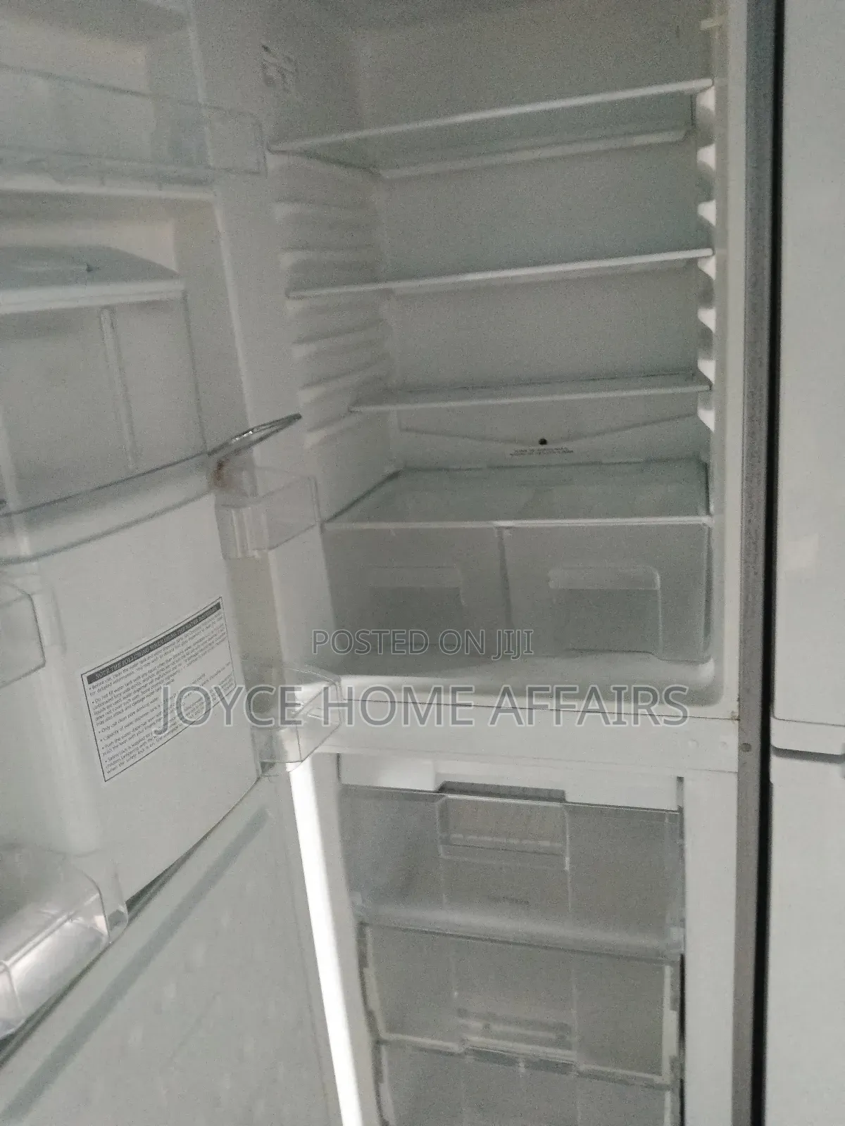 Standing Refrigerator Bosch , Fridge and Freezer Bottom