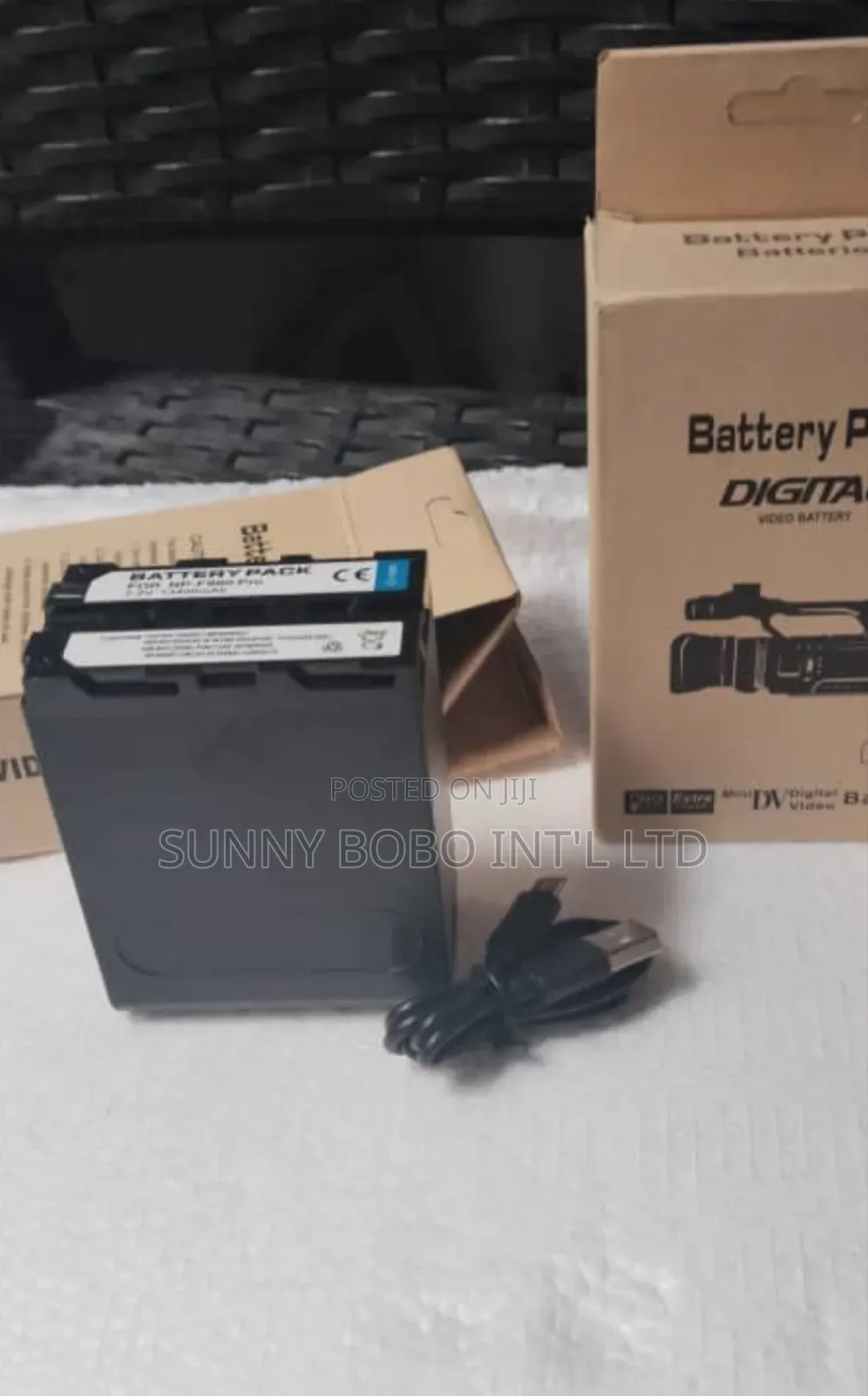 F990 Camera Battery 1340mah
