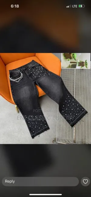 Pure Quality Luxury Cargo Jeans 👖 Available In Store
