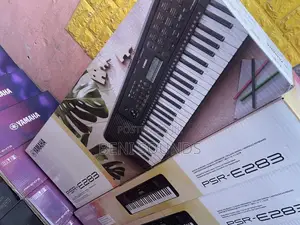 Yamaha PSR E283 Keyboard