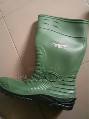 Rain Boots With/Without Safety