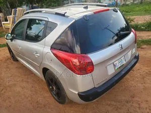Peugeot 207 2010 Silver