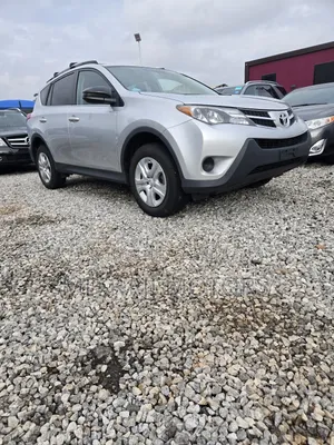 Toyota RAV4 LE 4dr SUV (2.5L 4cyl 6A) 2014 Silver