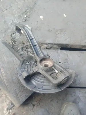 Mecedice Benz Hub 164