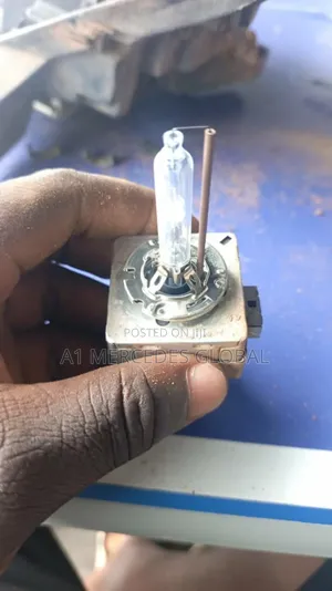 Mercedes-Benz Charger Bulb