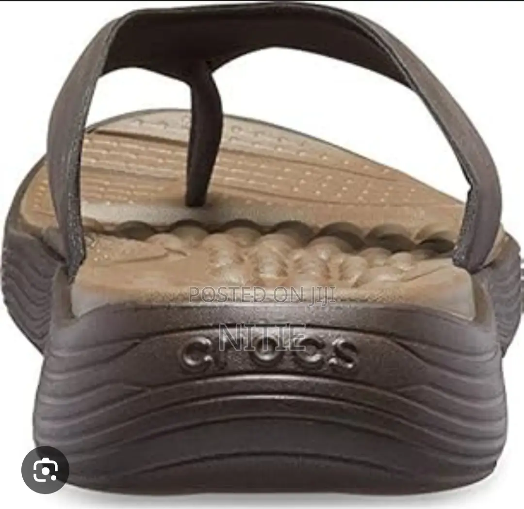 Crocs Reviva Flips