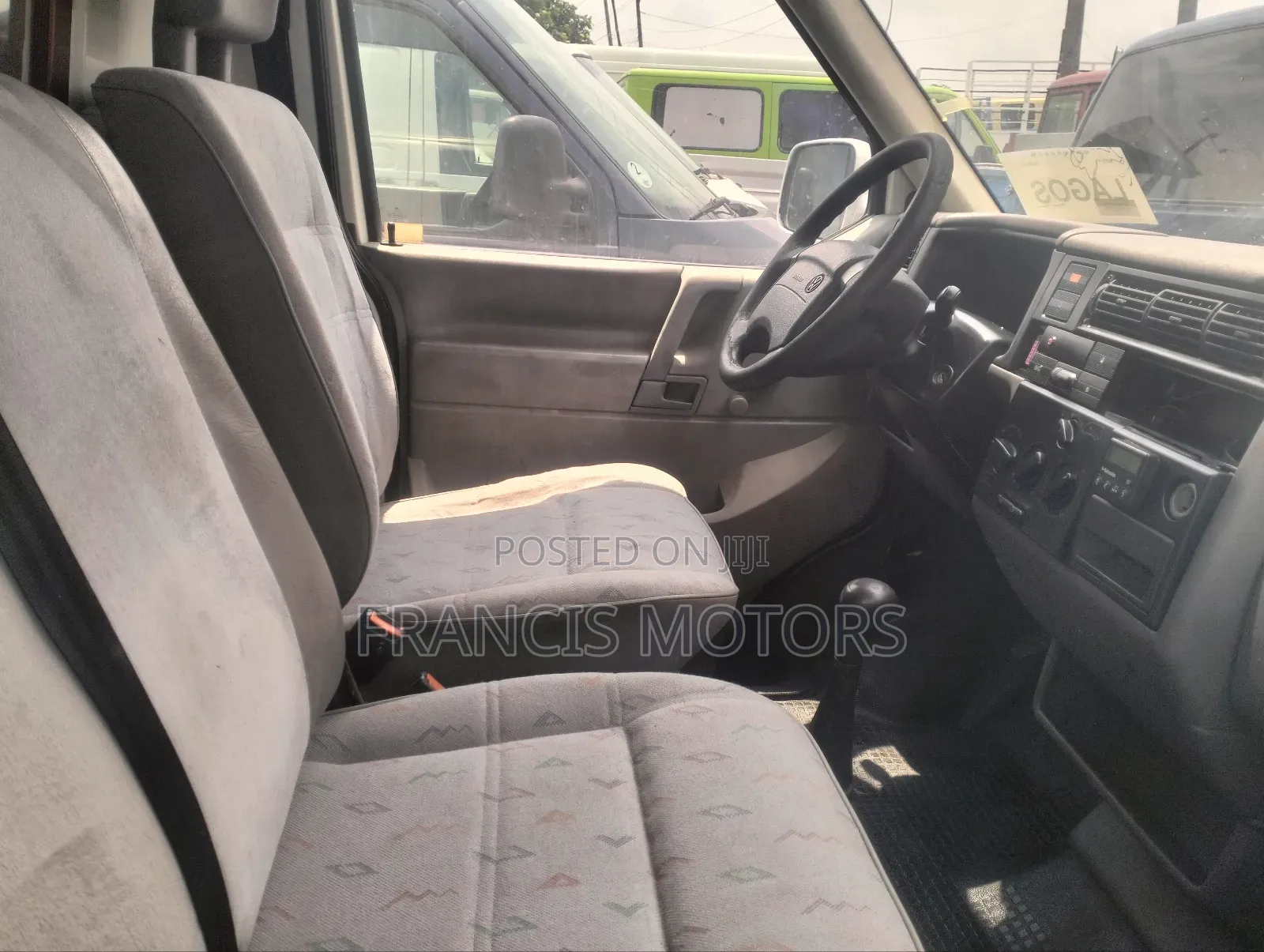 Volkswagen Transporter 2000 White