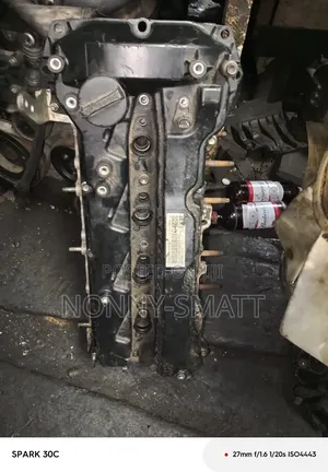Diesel Top Cylinder for Toyota Hilux 2018 4 Plug (1gd)/(2gd)