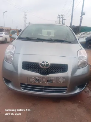 Toyota Yaris 1.0 VVT-i 2007 Green
