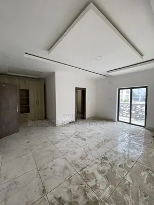 3bdrm Block of Flats in Ikeja GRA for sale