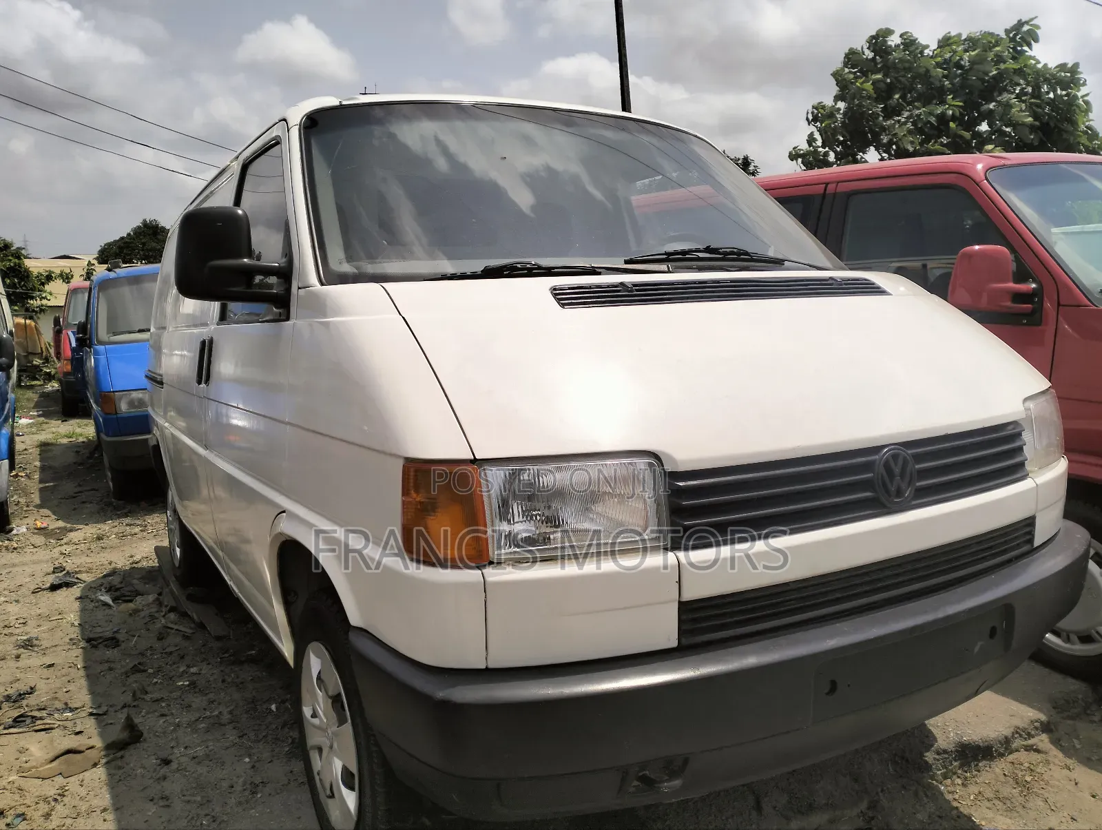 Volkswagen Transporter 2000 White