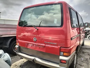 Volkswagen Transporter 2004 Red
