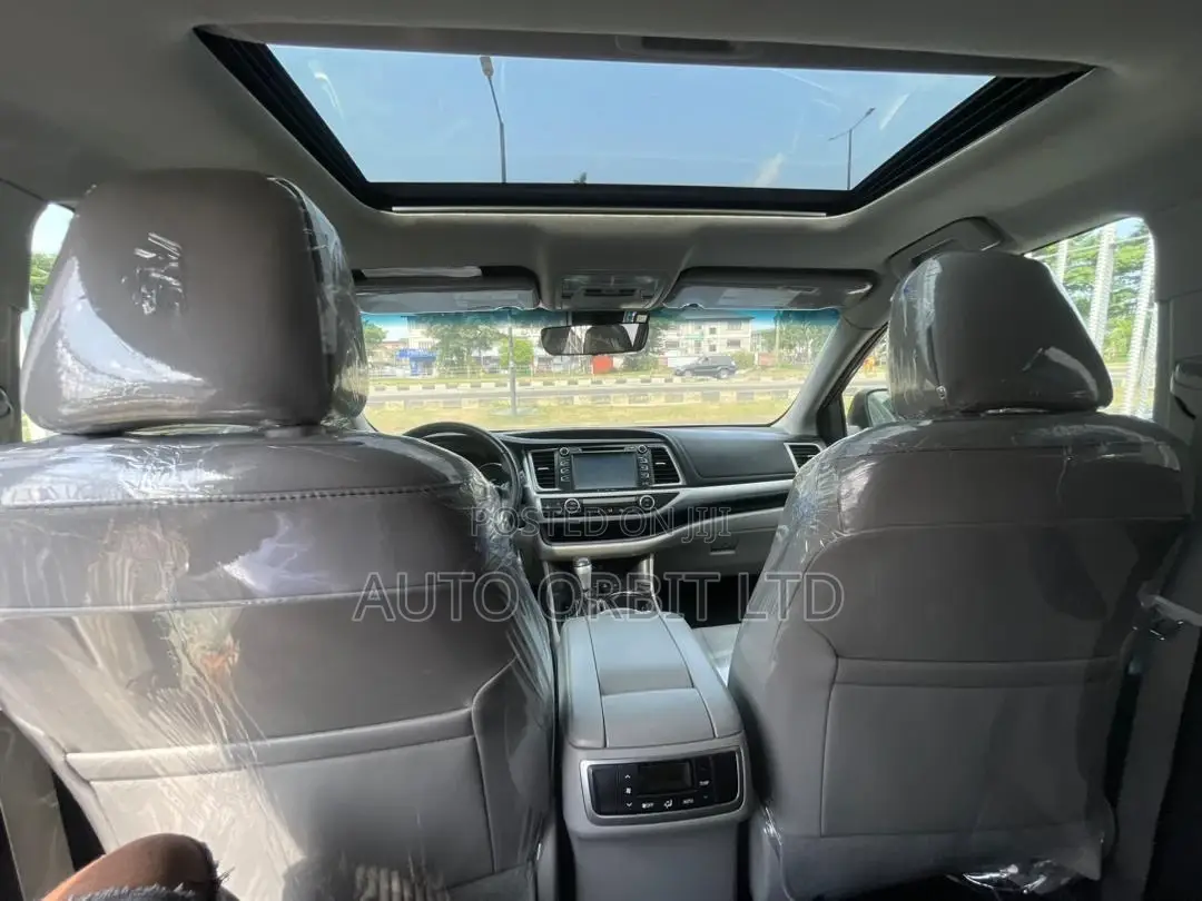 Toyota Highlander 2018 Gray