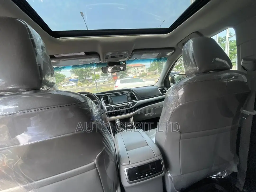 Toyota Highlander 2018 Gray