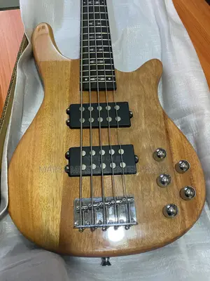 Wellsound Five String Electric Bass Guitar