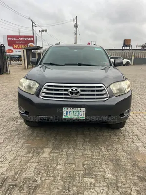 Toyota Highlander Sport 2010 Gray