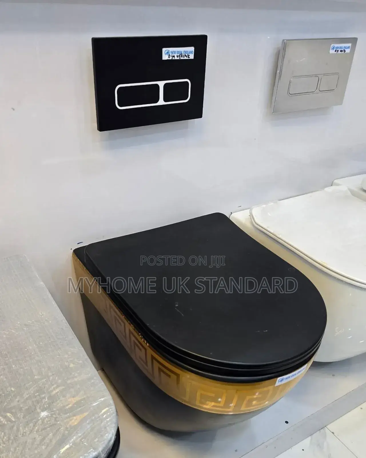 Versace Black Concealed Wc