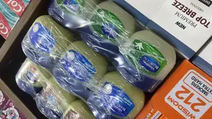 Photo - Vaseline Jelly for Stretch Marks and Rough Skin