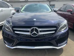 Mercedes-Benz C300 Luxury 4dr AWD 4Matic Sedan (2.0L 4cyl 7A) 2015 Blue