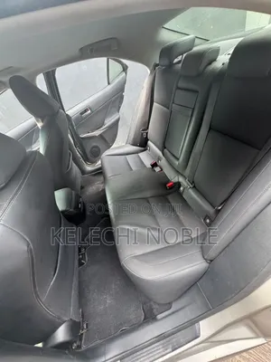 Lexus IS 250 2015 Gold