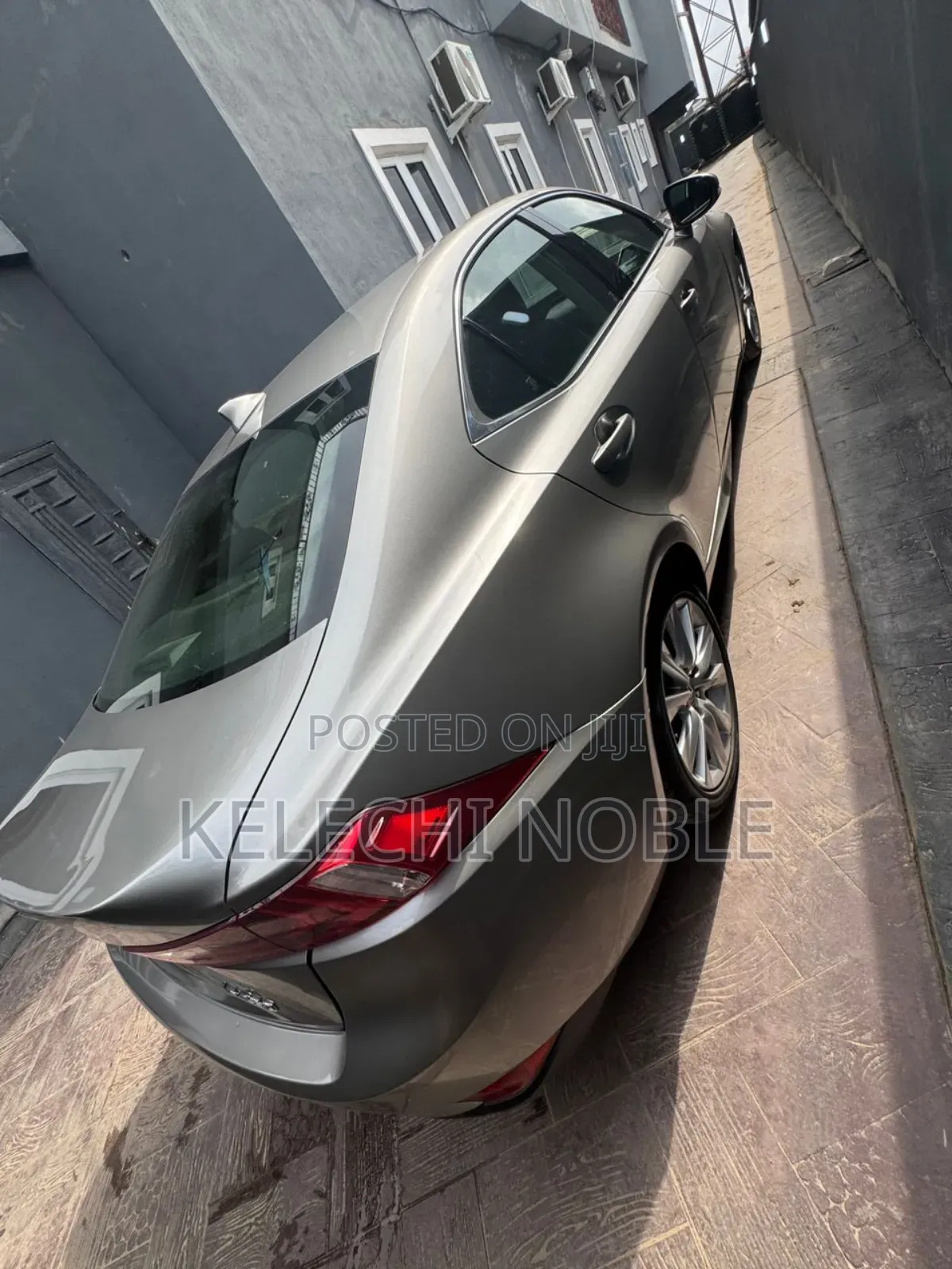 Lexus IS 250 2015 Gold