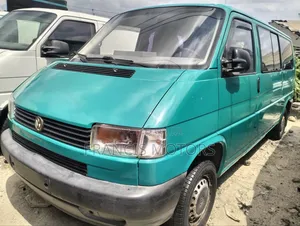 Volkswagen Transporter 2000 Green