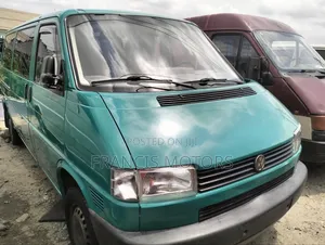 Volkswagen Transporter 2000 Green