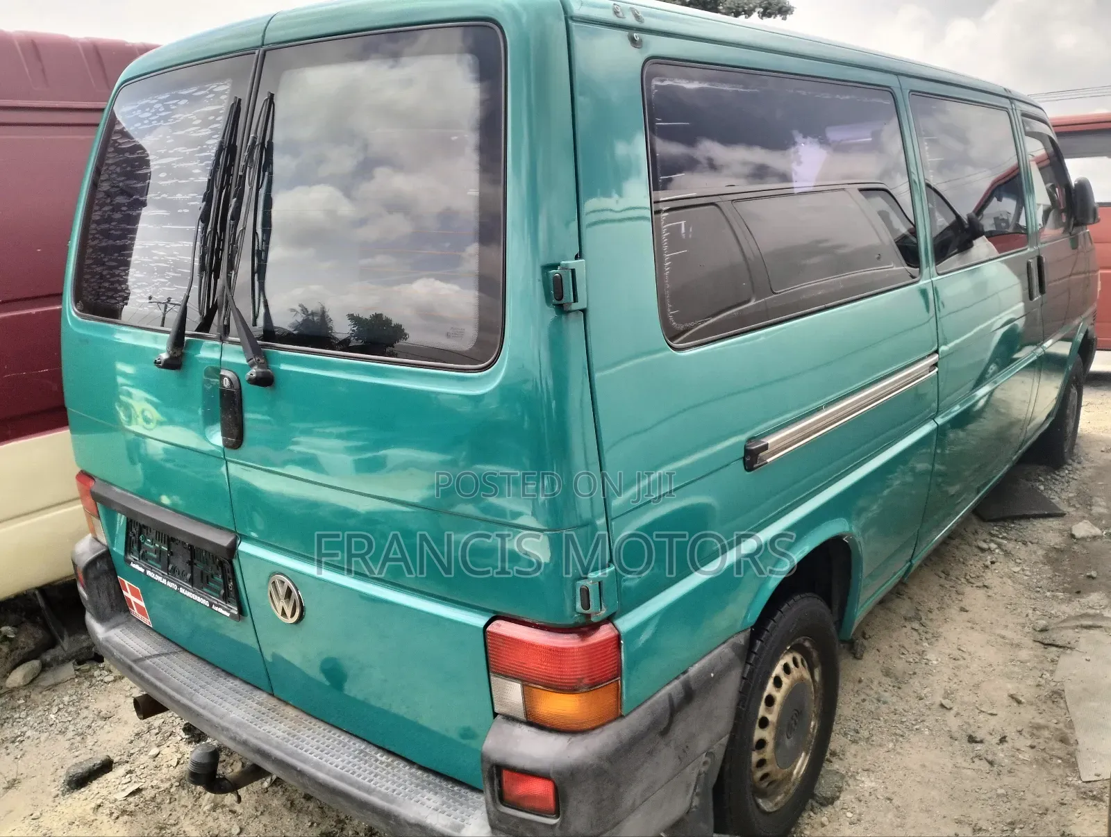 Volkswagen Transporter 2000 Green