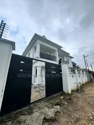 5bdrm Duplex in Eliozu Eneka Link, Port-Harcourt for sale