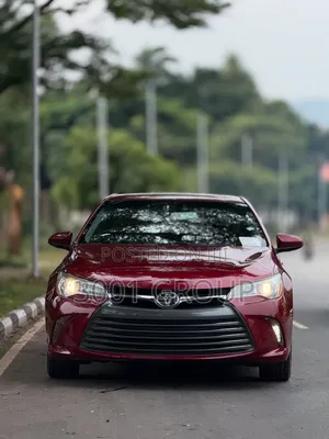 Toyota Camry XLE 4dr Sedan (2.5L 4cyl 6A) 2015 Burgundy
