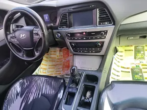 Hyundai Sonata Limited 4dr Sedan (2.4L 4cyl 6A) 2015 Silver