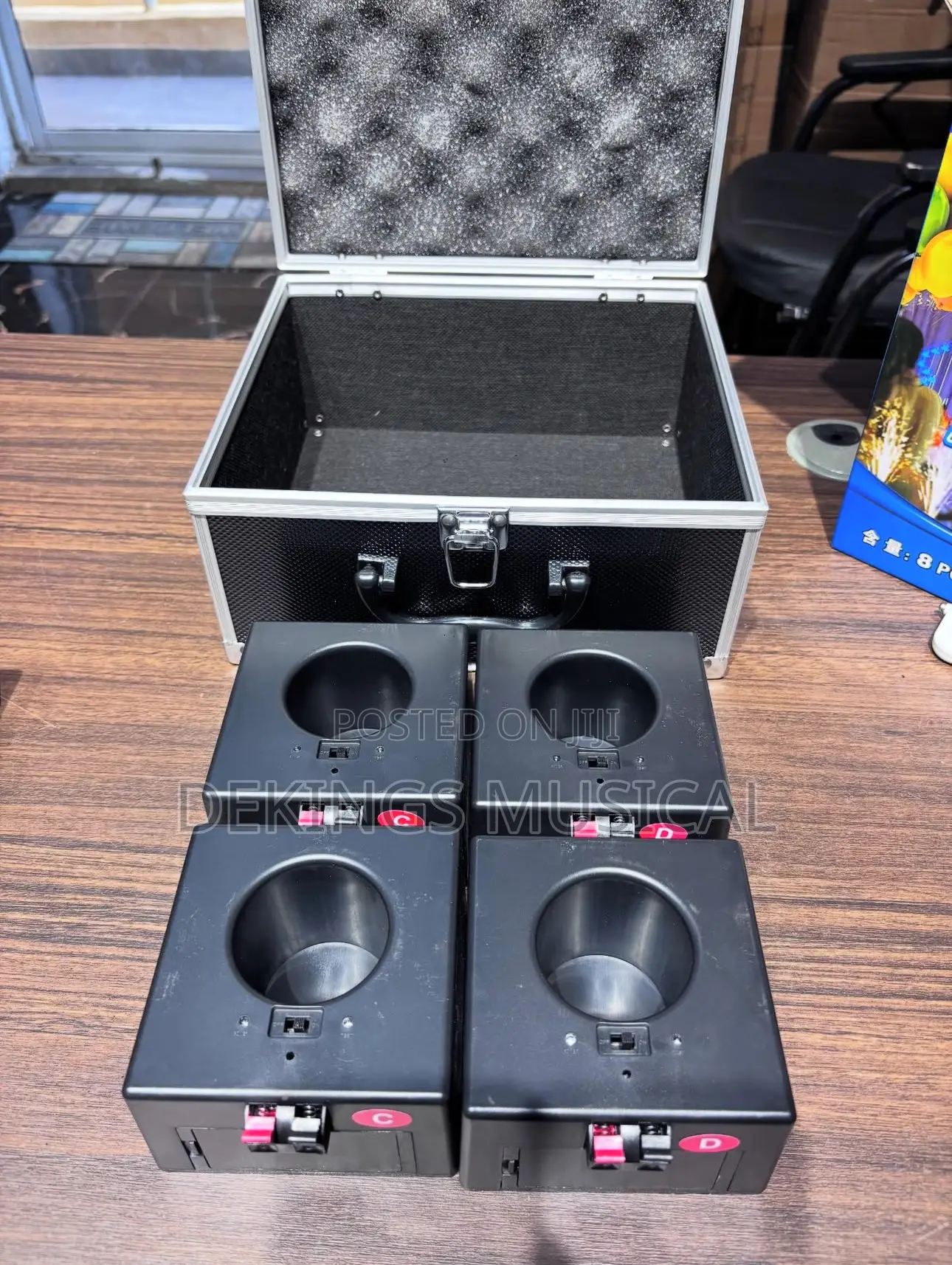 8 Channels Fireworks Box 8pcs