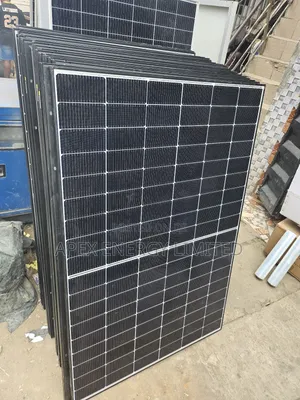 Black Canadian Solar Panel