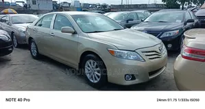 Toyota Camry 2010 Gold