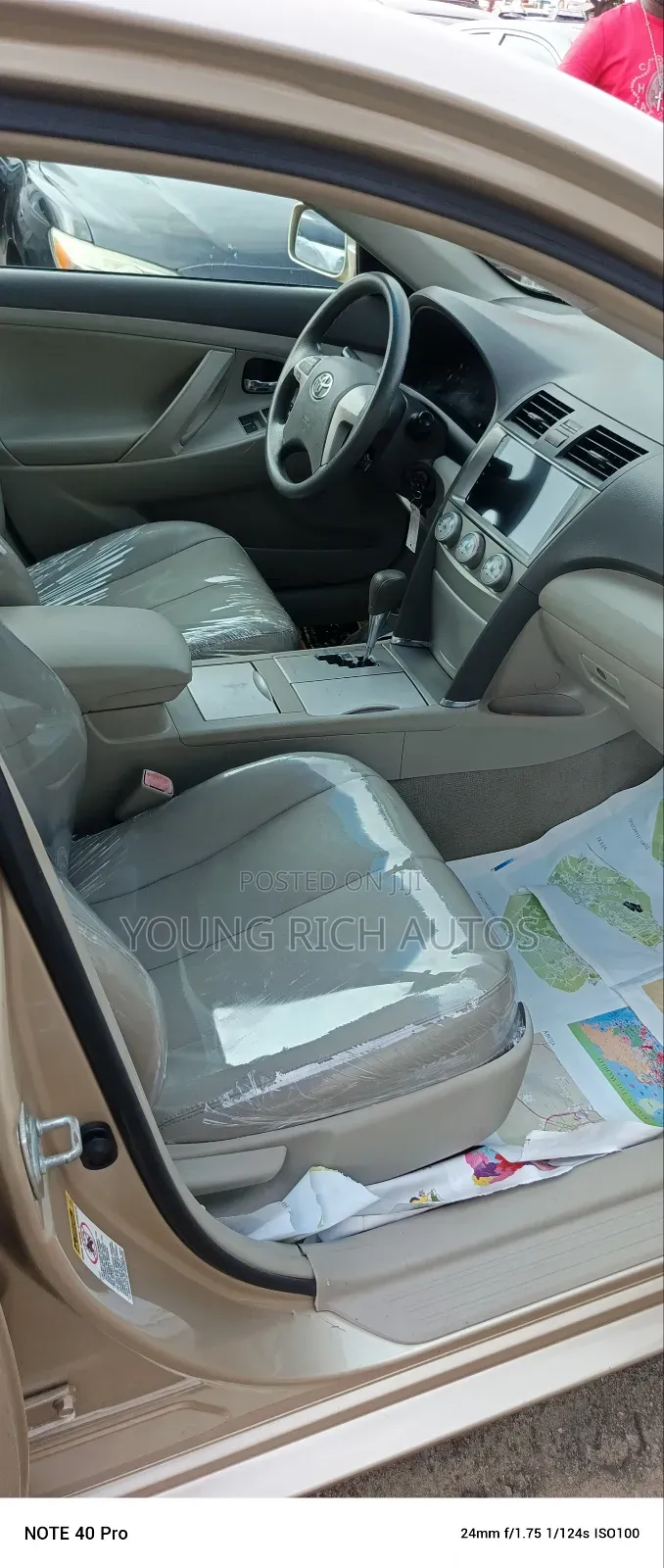 Toyota Camry 2010 Gold